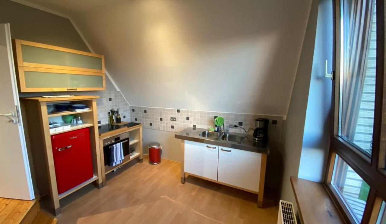 *To Hus* Wohnung Am Rande Von Jever Εξωτερικό φωτογραφία