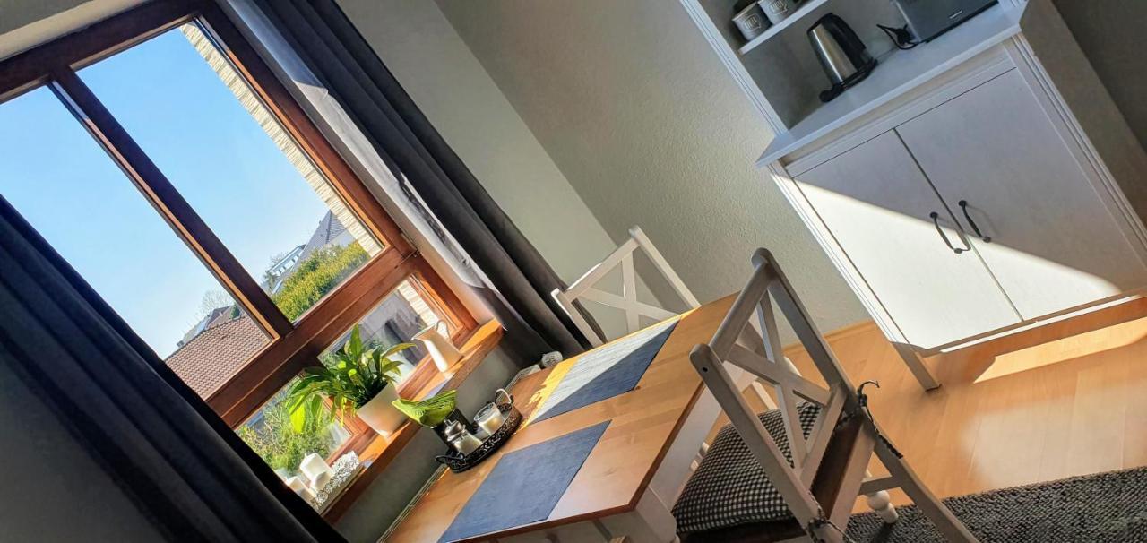 *To Hus* Wohnung Am Rande Von Jever Εξωτερικό φωτογραφία